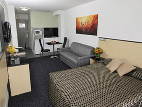 Comfort Inn And Suites Goodearth Perth - Dalby Accommodation 8