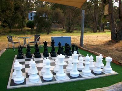 Hidden Grove Retreat - Dalby Accommodation 6