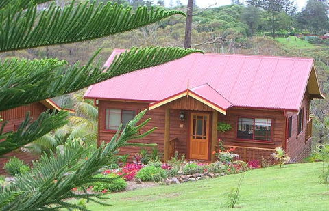Jacaranda Park Holiday Cottages - Dalby Accommodation 0