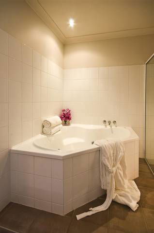 Kimberley Grande - Dalby Accommodation 5