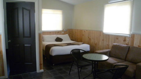 Lithgow Tourist & Van Park - Dalby Accommodation 0