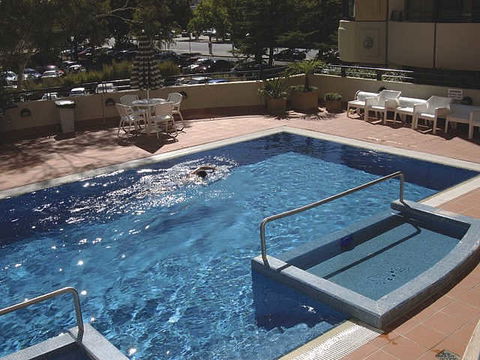 Medina Serviced Apartments Canberra, James Court - Dalby Accommodation 0