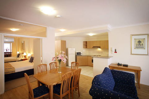 Mont Clare Boutique Apartments - Dalby Accommodation 7