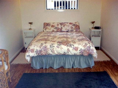 My Place Sanctuary Point Bed And Breakfast - Dalby Accommodation 3