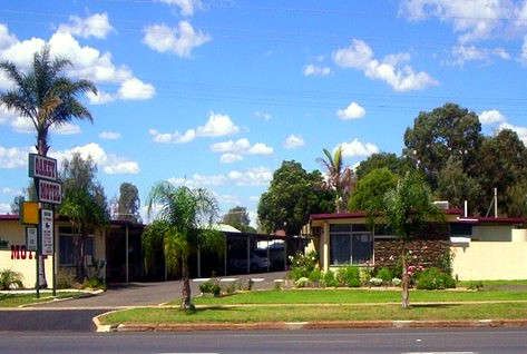 Oakey Motel - Dalby Accommodation 0