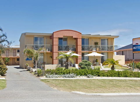 Ocean View Motel - Dalby Accommodation 1