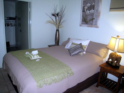 Palmerston Sunset Retreat - Dalby Accommodation 0