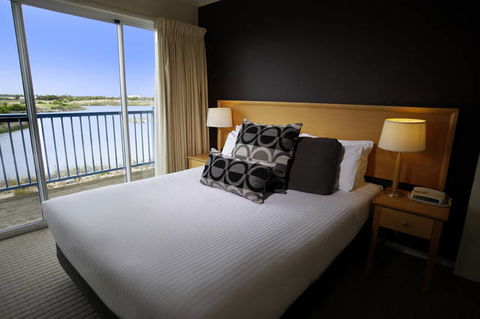 Quest Williamstown North - Dalby Accommodation 0