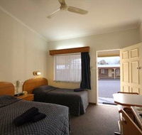 Rest Point Motor Inn and Hereford Steakhouse - Dalby Accommodation