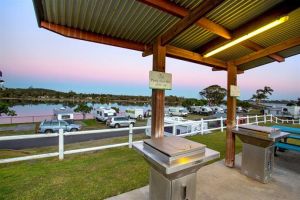 North Coast Holiday Parks Shaws Bay - Dalby Accommodation 4