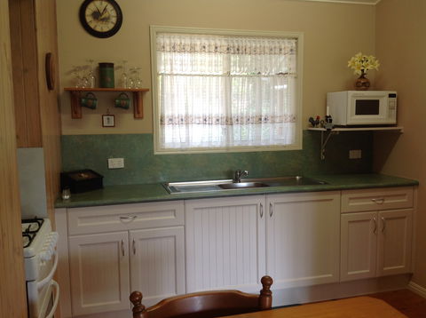 Maleny Country Cottages - Dalby Accommodation 2