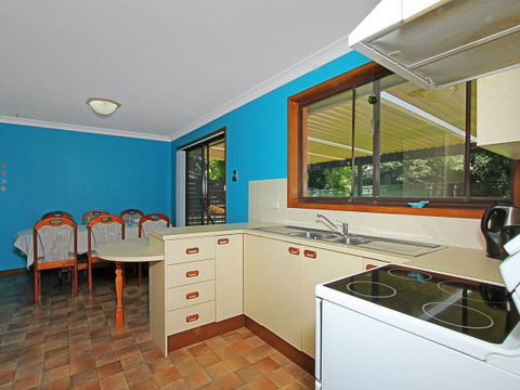 Culburra Cottage - Dalby Accommodation 198