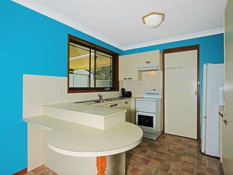 Culburra Cottage - Dalby Accommodation 199