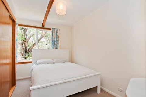 Culburra Cottage - Dalby Accommodation 37