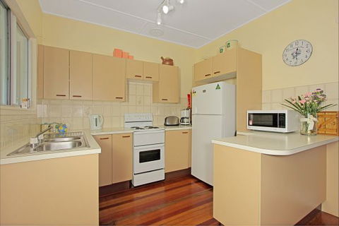Culburra Cottage - Dalby Accommodation 124