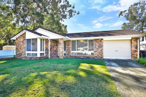 Culburra Cottage - Dalby Accommodation 88