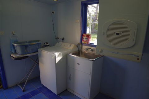 Culburra Cottage - Dalby Accommodation 143