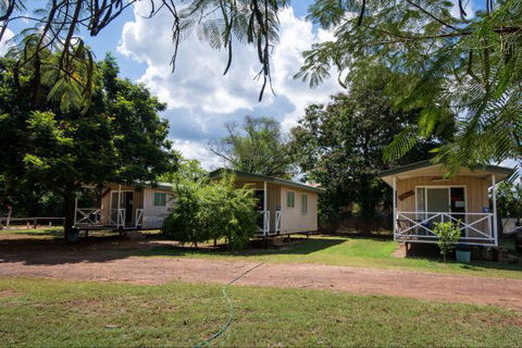 Daly Waters Historic Pub - Dalby Accommodation 11