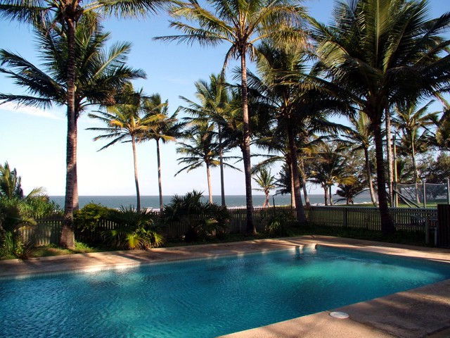 Sarina Beach QLD Dalby Accommodation