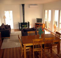 Strath Valley View B and B - Dalby Accommodation