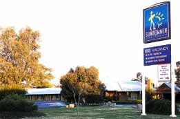 Swaggers Motor Inn & Restaurant - Dalby Accommodation 0