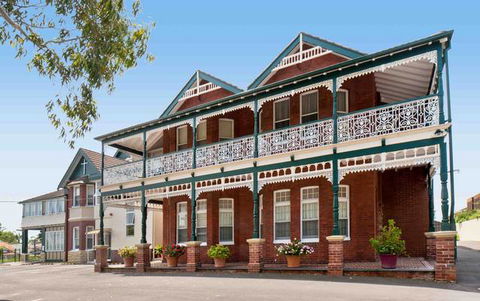 The Centre Bed & Breakfast - Dalby Accommodation 4