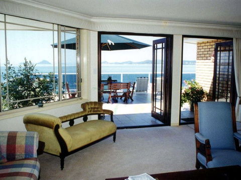 The Mitchells Waterfront Bed & Breakfast - Dalby Accommodation 1