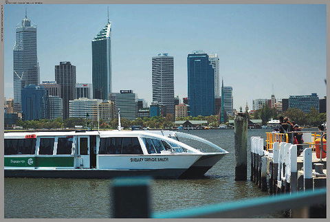 The Peninsula - Riverside Serviced Apartments - Dalby Accommodation 5