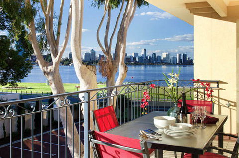 The Peninsula - Riverside Serviced Apartments - Dalby Accommodation 8