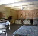Spanish Lantern Motor Inn Parkes - Dalby Accommodation
