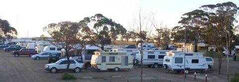 Woomera Traveller's Village & Caravan Park - Dalby Accommodation 0