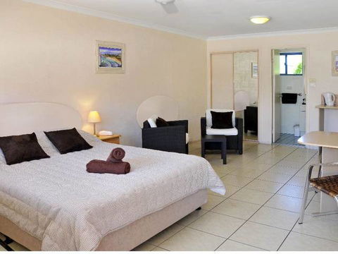 Yamba Twin Pines Motel - Dalby Accommodation 0
