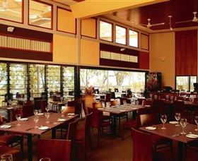 Dugong Beach Resort - Dalby Accommodation 2
