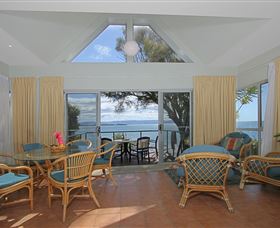 Culburra Cottage - Dalby Accommodation 1