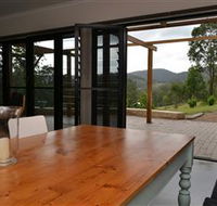 Goosewing Cottage - Dalby Accommodation