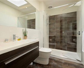 Apartments @ Kew Q105 - Park Avenue Accommodation Group - Dalby Accommodation 1