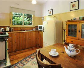 Como Cottages - Dalby Accommodation 2