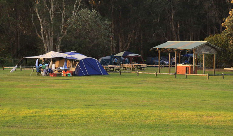 Booti Booti NSW Dalby Accommodation