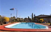 Cobar Crossroads Motel - Cobar - Dalby Accommodation 0