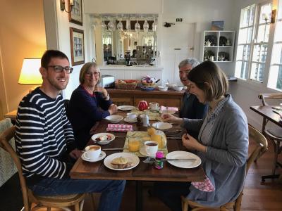 Holmwood Guest House - Dalby Accommodation 1