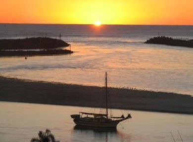 Sunrise Tuncurry Apartments - Dalby Accommodation 2