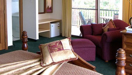 Muscatels - Dalby Accommodation 3