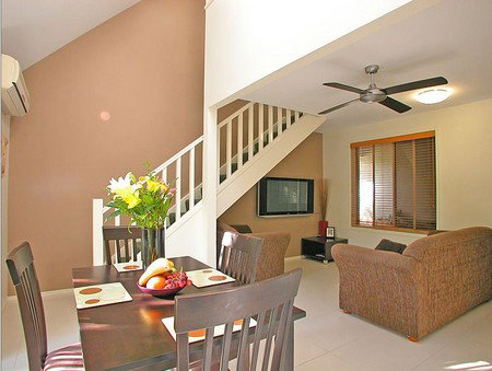 Byron Central Apartments - Dalby Accommodation 0