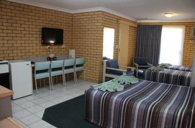 Tallarook Motor Inn - Dalby Accommodation 4