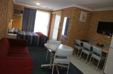 Tallarook Motor Inn - Dalby Accommodation 5