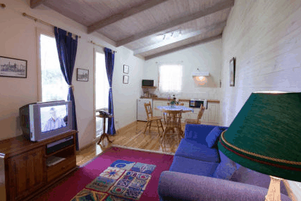 Clarendon Chalets - Dalby Accommodation 2