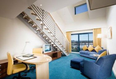 Courtyard By Marriott North Ryde - Dalby Accommodation 2