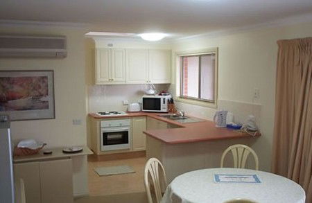 Charlotte Apartments - Dalby Accommodation 0