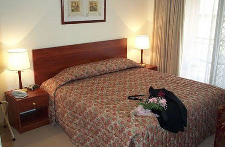 Charlotte Apartments - Dalby Accommodation 4