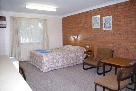 Castlereagh Motor Inn - Dalby Accommodation 4